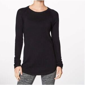 Lululemon Black Sunshine Coast Be Bold Long Sleeve Fitted Sweater M/L Thumbholes